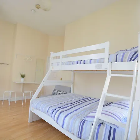 New Cross Inn Hostel-2