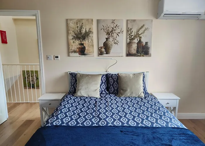 Clifton House O2 & Excel Rooms With Private Bathroom And Breakfast Option London